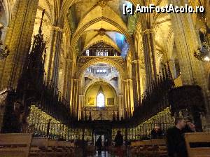 [P49] Barcelona, Catedral de la Seu: vedere spre cor » foto by mariana.olaru
 - 
<span class="allrVoted glyphicon glyphicon-heart hidden" id="av368780"></span>
<a class="m-l-10 hidden" id="sv368780" onclick="voting_Foto_DelVot(,368780,1999)" role="button">șterge vot <span class="glyphicon glyphicon-remove"></span></a>
<a id="v9368780" class=" c-red"  onclick="voting_Foto_SetVot(368780)" role="button"><span class="glyphicon glyphicon-heart-empty"></span> <b>LIKE</b> = Votează poza</a> <img class="hidden"  id="f368780W9" src="/imagini/loader.gif" border="0" /><span class="AjErrMes hidden" id="e368780ErM"></span>