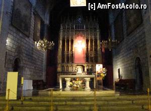 [P78] Barcelona, Biserica Sfântul Iacob (Iglesia de Sant Jaume): altarul principal » foto by mariana.olaru
 - 
<span class="allrVoted glyphicon glyphicon-heart hidden" id="av368809"></span>
<a class="m-l-10 hidden" id="sv368809" onclick="voting_Foto_DelVot(,368809,1999)" role="button">șterge vot <span class="glyphicon glyphicon-remove"></span></a>
<a id="v9368809" class=" c-red"  onclick="voting_Foto_SetVot(368809)" role="button"><span class="glyphicon glyphicon-heart-empty"></span> <b>LIKE</b> = Votează poza</a> <img class="hidden"  id="f368809W9" src="/imagini/loader.gif" border="0" /><span class="AjErrMes hidden" id="e368809ErM"></span>