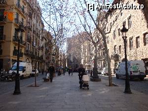 [P86] Barcelona, pe Passeig del Bom spre Plaça de Santa Maria. Biserica se zărește în plan îndepărtat.  » foto by mariana.olaru
 - 
<span class="allrVoted glyphicon glyphicon-heart hidden" id="av368820"></span>
<a class="m-l-10 hidden" id="sv368820" onclick="voting_Foto_DelVot(,368820,1999)" role="button">șterge vot <span class="glyphicon glyphicon-remove"></span></a>
<a id="v9368820" class=" c-red"  onclick="voting_Foto_SetVot(368820)" role="button"><span class="glyphicon glyphicon-heart-empty"></span> <b>LIKE</b> = Votează poza</a> <img class="hidden"  id="f368820W9" src="/imagini/loader.gif" border="0" /><span class="AjErrMes hidden" id="e368820ErM"></span>