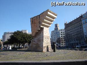 [P12] Barcelona, Plaça de Catalunya: Monumentul lui Francesc Macia, fost Președinte al Guvernului din Catalonia » foto by mariana.olaru
 - 
<span class="allrVoted glyphicon glyphicon-heart hidden" id="av380138"></span>
<a class="m-l-10 hidden" id="sv380138" onclick="voting_Foto_DelVot(,380138,1999)" role="button">șterge vot <span class="glyphicon glyphicon-remove"></span></a>
<a id="v9380138" class=" c-red"  onclick="voting_Foto_SetVot(380138)" role="button"><span class="glyphicon glyphicon-heart-empty"></span> <b>LIKE</b> = Votează poza</a> <img class="hidden"  id="f380138W9" src="/imagini/loader.gif" border="0" /><span class="AjErrMes hidden" id="e380138ErM"></span>