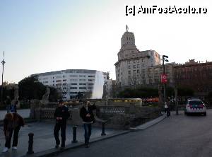 [P18] Barcelona, Plaça de Catalunya în amurg » foto by mariana.olaru
 - 
<span class="allrVoted glyphicon glyphicon-heart hidden" id="av380144"></span>
<a class="m-l-10 hidden" id="sv380144" onclick="voting_Foto_DelVot(,380144,1999)" role="button">șterge vot <span class="glyphicon glyphicon-remove"></span></a>
<a id="v9380144" class=" c-red"  onclick="voting_Foto_SetVot(380144)" role="button"><span class="glyphicon glyphicon-heart-empty"></span> <b>LIKE</b> = Votează poza</a> <img class="hidden"  id="f380144W9" src="/imagini/loader.gif" border="0" /><span class="AjErrMes hidden" id="e380144ErM"></span>