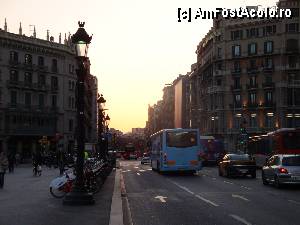 [P21] Barcelona, Plaça de Catalunya la apus » foto by mariana.olaru
 - 
<span class="allrVoted glyphicon glyphicon-heart hidden" id="av380147"></span>
<a class="m-l-10 hidden" id="sv380147" onclick="voting_Foto_DelVot(,380147,1999)" role="button">șterge vot <span class="glyphicon glyphicon-remove"></span></a>
<a id="v9380147" class=" c-red"  onclick="voting_Foto_SetVot(380147)" role="button"><span class="glyphicon glyphicon-heart-empty"></span> <b>LIKE</b> = Votează poza</a> <img class="hidden"  id="f380147W9" src="/imagini/loader.gif" border="0" /><span class="AjErrMes hidden" id="e380147ErM"></span>