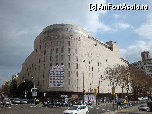 [P05] Barcelona, Plaça de Catalunya - supermarketul El Corte Ingles » foto by mariana.olaru
 - 
<span class="allrVoted glyphicon glyphicon-heart hidden" id="av380131"></span>
<a class="m-l-10 hidden" id="sv380131" onclick="voting_Foto_DelVot(,380131,1999)" role="button">șterge vot <span class="glyphicon glyphicon-remove"></span></a>
<a id="v9380131" class=" c-red"  onclick="voting_Foto_SetVot(380131)" role="button"><span class="glyphicon glyphicon-heart-empty"></span> <b>LIKE</b> = Votează poza</a> <img class="hidden"  id="f380131W9" src="/imagini/loader.gif" border="0" /><span class="AjErrMes hidden" id="e380131ErM"></span>