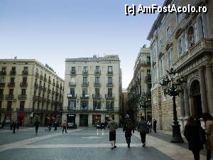 [P74] Barcelona, Plaça de Sant Jaume » foto by mariana.olaru
 - 
<span class="allrVoted glyphicon glyphicon-heart hidden" id="av380226"></span>
<a class="m-l-10 hidden" id="sv380226" onclick="voting_Foto_DelVot(,380226,1999)" role="button">șterge vot <span class="glyphicon glyphicon-remove"></span></a>
<a id="v9380226" class=" c-red"  onclick="voting_Foto_SetVot(380226)" role="button"><span class="glyphicon glyphicon-heart-empty"></span> <b>LIKE</b> = Votează poza</a> <img class="hidden"  id="f380226W9" src="/imagini/loader.gif" border="0" /><span class="AjErrMes hidden" id="e380226ErM"></span>