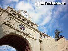 [P141] Barcelona, Montjuic-monumentalul portal de intrare pe Stadionul Olimpic- (Estadi Olimpic Montjuic Lluis Companys)  » foto by mariana.olaru
 - 
<span class="allrVoted glyphicon glyphicon-heart hidden" id="av383518"></span>
<a class="m-l-10 hidden" id="sv383518" onclick="voting_Foto_DelVot(,383518,1999)" role="button">șterge vot <span class="glyphicon glyphicon-remove"></span></a>
<a id="v9383518" class=" c-red"  onclick="voting_Foto_SetVot(383518)" role="button"><span class="glyphicon glyphicon-heart-empty"></span> <b>LIKE</b> = Votează poza</a> <img class="hidden"  id="f383518W9" src="/imagini/loader.gif" border="0" /><span class="AjErrMes hidden" id="e383518ErM"></span>