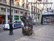 [P28] Barcelona: statuie vie pe La Rambla » foto by mariana.olaru
 - 
<span class="allrVoted glyphicon glyphicon-heart hidden" id="av383389"></span>
<a class="m-l-10 hidden" id="sv383389" onclick="voting_Foto_DelVot(,383389,1999)" role="button">șterge vot <span class="glyphicon glyphicon-remove"></span></a>
<a id="v9383389" class=" c-red"  onclick="voting_Foto_SetVot(383389)" role="button"><span class="glyphicon glyphicon-heart-empty"></span> <b>LIKE</b> = Votează poza</a> <img class="hidden"  id="f383389W9" src="/imagini/loader.gif" border="0" /><span class="AjErrMes hidden" id="e383389ErM"></span>