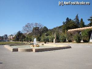 [P133] Barcelona, Jardins del Pedralbes Palau Royal: amenajări în zona intrării » foto by mariana.olaru
 - 
<span class="allrVoted glyphicon glyphicon-heart hidden" id="av388423"></span>
<a class="m-l-10 hidden" id="sv388423" onclick="voting_Foto_DelVot(,388423,1999)" role="button">șterge vot <span class="glyphicon glyphicon-remove"></span></a>
<a id="v9388423" class=" c-red"  onclick="voting_Foto_SetVot(388423)" role="button"><span class="glyphicon glyphicon-heart-empty"></span> <b>LIKE</b> = Votează poza</a> <img class="hidden"  id="f388423W9" src="/imagini/loader.gif" border="0" /><span class="AjErrMes hidden" id="e388423ErM"></span>