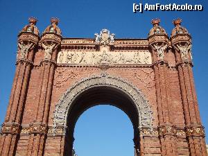 [P70] Barcelona, Parc Güell: detaliu arhitectural de pe Arcul de triumf » foto by mariana.olaru
 - 
<span class="allrVoted glyphicon glyphicon-heart hidden" id="av388337"></span>
<a class="m-l-10 hidden" id="sv388337" onclick="voting_Foto_DelVot(,388337,1999)" role="button">șterge vot <span class="glyphicon glyphicon-remove"></span></a>
<a id="v9388337" class=" c-red"  onclick="voting_Foto_SetVot(388337)" role="button"><span class="glyphicon glyphicon-heart-empty"></span> <b>LIKE</b> = Votează poza</a> <img class="hidden"  id="f388337W9" src="/imagini/loader.gif" border="0" /><span class="AjErrMes hidden" id="e388337ErM"></span>