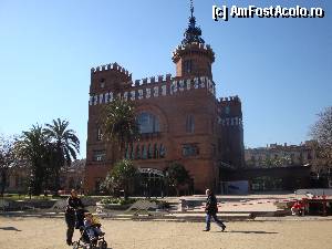 [P79] Barcelona, Parc de la Ciutadella: Castell dels Tres Dragons (Castelul celor trei dragoni), în prezent Muzeul de Zoologie » foto by mariana.olaru
 - 
<span class="allrVoted glyphicon glyphicon-heart hidden" id="av388353"></span>
<a class="m-l-10 hidden" id="sv388353" onclick="voting_Foto_DelVot(,388353,1999)" role="button">șterge vot <span class="glyphicon glyphicon-remove"></span></a>
<a id="v9388353" class=" c-red"  onclick="voting_Foto_SetVot(388353)" role="button"><span class="glyphicon glyphicon-heart-empty"></span> <b>LIKE</b> = Votează poza</a> <img class="hidden"  id="f388353W9" src="/imagini/loader.gif" border="0" /><span class="AjErrMes hidden" id="e388353ErM"></span>