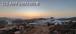 [P12] Kastro, morile de vânt și Chora la apus » foto by irinad
 - 
<span class="allrVoted glyphicon glyphicon-heart hidden" id="av1495837"></span>
<a class="m-l-10 hidden" id="sv1495837" onclick="voting_Foto_DelVot(,1495837,2089)" role="button">șterge vot <span class="glyphicon glyphicon-remove"></span></a>
<a id="v91495837" class=" c-red"  onclick="voting_Foto_SetVot(1495837)" role="button"><span class="glyphicon glyphicon-heart-empty"></span> <b>LIKE</b> = Votează poza</a> <img class="hidden"  id="f1495837W9" src="/imagini/loader.gif" border="0" /><span class="AjErrMes hidden" id="e1495837ErM"></span>