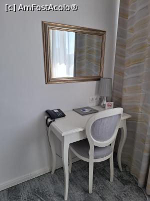 [P10] Hotel Continental Forum Bucuresti - camera 408 » foto by zlatna
 - 
<span class="allrVoted glyphicon glyphicon-heart hidden" id="av1527702"></span>
<a class="m-l-10 hidden" id="sv1527702" onclick="voting_Foto_DelVot(,1527702,2108)" role="button">șterge vot <span class="glyphicon glyphicon-remove"></span></a>
<a id="v91527702" class=" c-red"  onclick="voting_Foto_SetVot(1527702)" role="button"><span class="glyphicon glyphicon-heart-empty"></span> <b>LIKE</b> = Votează poza</a> <img class="hidden"  id="f1527702W9" src="/imagini/loader.gif" border="0" /><span class="AjErrMes hidden" id="e1527702ErM"></span>