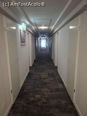 [P03] Hotel Continental Forum Bucuresti - coridorul de la etajul 4 » foto by zlatna
 - 
<span class="allrVoted glyphicon glyphicon-heart hidden" id="av1527695"></span>
<a class="m-l-10 hidden" id="sv1527695" onclick="voting_Foto_DelVot(,1527695,2108)" role="button">șterge vot <span class="glyphicon glyphicon-remove"></span></a>
<a id="v91527695" class=" c-red"  onclick="voting_Foto_SetVot(1527695)" role="button"><span class="glyphicon glyphicon-heart-empty"></span> <b>LIKE</b> = Votează poza</a> <img class="hidden"  id="f1527695W9" src="/imagini/loader.gif" border="0" /><span class="AjErrMes hidden" id="e1527695ErM"></span>