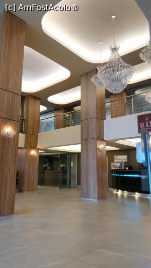 [P02] RIN Airport Otopeni, receptie » foto by elenaadina
 - 
<span class="allrVoted glyphicon glyphicon-heart hidden" id="av1513221"></span>
<a class="m-l-10 hidden" id="sv1513221" onclick="voting_Foto_DelVot(,1513221,2113)" role="button">șterge vot <span class="glyphicon glyphicon-remove"></span></a>
<a id="v91513221" class=" c-red"  onclick="voting_Foto_SetVot(1513221)" role="button"><span class="glyphicon glyphicon-heart-empty"></span> <b>LIKE</b> = Votează poza</a> <img class="hidden"  id="f1513221W9" src="/imagini/loader.gif" border="0" /><span class="AjErrMes hidden" id="e1513221ErM"></span>