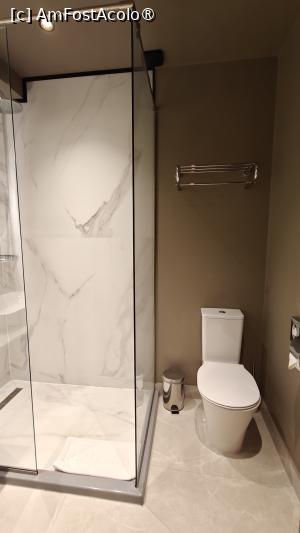 [P08] RIN Airport Otopeni, camera » foto by elenaadina
 - 
<span class="allrVoted glyphicon glyphicon-heart hidden" id="av1513227"></span>
<a class="m-l-10 hidden" id="sv1513227" onclick="voting_Foto_DelVot(,1513227,2113)" role="button">șterge vot <span class="glyphicon glyphicon-remove"></span></a>
<a id="v91513227" class=" c-red"  onclick="voting_Foto_SetVot(1513227)" role="button"><span class="glyphicon glyphicon-heart-empty"></span> <b>LIKE</b> = Votează poza</a> <img class="hidden"  id="f1513227W9" src="/imagini/loader.gif" border="0" /><span class="AjErrMes hidden" id="e1513227ErM"></span>