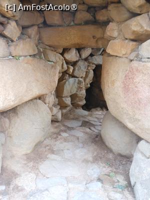 [P12] Nuraghe la Prisgiona - Intrare cu buiandrug masiv. » foto by iulianic
 - 
<span class="allrVoted glyphicon glyphicon-heart hidden" id="av1451379"></span>
<a class="m-l-10 hidden" id="sv1451379" onclick="voting_Foto_DelVot(,1451379,2225)" role="button">șterge vot <span class="glyphicon glyphicon-remove"></span></a>
<a id="v91451379" class=" c-red"  onclick="voting_Foto_SetVot(1451379)" role="button"><span class="glyphicon glyphicon-heart-empty"></span> <b>LIKE</b> = Votează poza</a> <img class="hidden"  id="f1451379W9" src="/imagini/loader.gif" border="0" /><span class="AjErrMes hidden" id="e1451379ErM"></span>