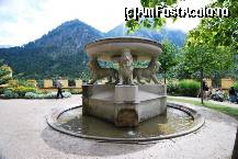 [P03] Hohenschwangau - fantana cu lei din gradina castelului » foto by nicollec
 - 
<span class="allrVoted glyphicon glyphicon-heart hidden" id="av199026"></span>
<a class="m-l-10 hidden" id="sv199026" onclick="voting_Foto_DelVot(,199026,2287)" role="button">șterge vot <span class="glyphicon glyphicon-remove"></span></a>
<a id="v9199026" class=" c-red"  onclick="voting_Foto_SetVot(199026)" role="button"><span class="glyphicon glyphicon-heart-empty"></span> <b>LIKE</b> = Votează poza</a> <img class="hidden"  id="f199026W9" src="/imagini/loader.gif" border="0" /><span class="AjErrMes hidden" id="e199026ErM"></span>