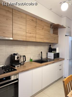 [P10] Apartamenntul ISARAN2D4E,Brașov. Bucătăria. » foto by Floria
 - 
<span class="allrVoted glyphicon glyphicon-heart hidden" id="av1516917"></span>
<a class="m-l-10 hidden" id="sv1516917" onclick="voting_Foto_DelVot(,1516917,2429)" role="button">șterge vot <span class="glyphicon glyphicon-remove"></span></a>
<a id="v91516917" class=" c-red"  onclick="voting_Foto_SetVot(1516917)" role="button"><span class="glyphicon glyphicon-heart-empty"></span> <b>LIKE</b> = Votează poza</a> <img class="hidden"  id="f1516917W9" src="/imagini/loader.gif" border="0" /><span class="AjErrMes hidden" id="e1516917ErM"></span>