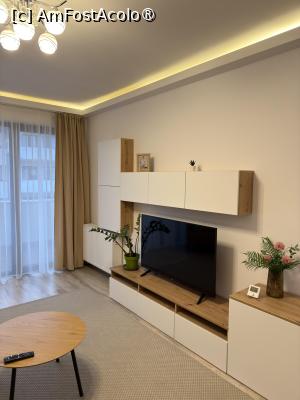 [P04] Apartamentul ISARAN2D4E, Brașov. Livingul. » foto by Floria
 - 
<span class="allrVoted glyphicon glyphicon-heart hidden" id="av1516911"></span>
<a class="m-l-10 hidden" id="sv1516911" onclick="voting_Foto_DelVot(,1516911,2429)" role="button">șterge vot <span class="glyphicon glyphicon-remove"></span></a>
<a id="v91516911" class=" c-red"  onclick="voting_Foto_SetVot(1516911)" role="button"><span class="glyphicon glyphicon-heart-empty"></span> <b>LIKE</b> = Votează poza</a> <img class="hidden"  id="f1516911W9" src="/imagini/loader.gif" border="0" /><span class="AjErrMes hidden" id="e1516911ErM"></span>