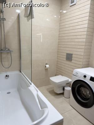 [P08] Apartamentul ISARAN2D4E, Brașov. Baia mare. » foto by Floria
 - 
<span class="allrVoted glyphicon glyphicon-heart hidden" id="av1516915"></span>
<a class="m-l-10 hidden" id="sv1516915" onclick="voting_Foto_DelVot(,1516915,2429)" role="button">șterge vot <span class="glyphicon glyphicon-remove"></span></a>
<a id="v91516915" class=" c-red"  onclick="voting_Foto_SetVot(1516915)" role="button"><span class="glyphicon glyphicon-heart-empty"></span> <b>LIKE</b> = Votează poza</a> <img class="hidden"  id="f1516915W9" src="/imagini/loader.gif" border="0" /><span class="AjErrMes hidden" id="e1516915ErM"></span>