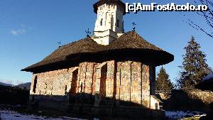 P23 [DEC-2015] Mănăstirea Suceviţa - scăldată în razele blânde ale soarelui