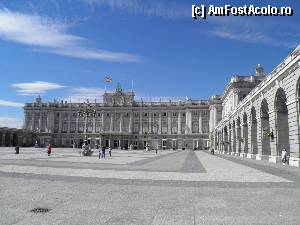 [P17] Palacio Real » foto by barbu minel
 - 
<span class="allrVoted glyphicon glyphicon-heart hidden" id="av338304"></span>
<a class="m-l-10 hidden" id="sv338304" onclick="voting_Foto_DelVot(,338304,2442)" role="button">șterge vot <span class="glyphicon glyphicon-remove"></span></a>
<a id="v9338304" class=" c-red"  onclick="voting_Foto_SetVot(338304)" role="button"><span class="glyphicon glyphicon-heart-empty"></span> <b>LIKE</b> = Votează poza</a> <img class="hidden"  id="f338304W9" src="/imagini/loader.gif" border="0" /><span class="AjErrMes hidden" id="e338304ErM"></span>