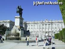 [P13] Madrid - Plaza de Oriente, statuia ecvestra a lui Filip al VI-lea. » foto by iulianic
 - 
<span class="allrVoted glyphicon glyphicon-heart hidden" id="av318243"></span>
<a class="m-l-10 hidden" id="sv318243" onclick="voting_Foto_DelVot(,318243,2442)" role="button">șterge vot <span class="glyphicon glyphicon-remove"></span></a>
<a id="v9318243" class=" c-red"  onclick="voting_Foto_SetVot(318243)" role="button"><span class="glyphicon glyphicon-heart-empty"></span> <b>LIKE</b> = Votează poza</a> <img class="hidden"  id="f318243W9" src="/imagini/loader.gif" border="0" /><span class="AjErrMes hidden" id="e318243ErM"></span>