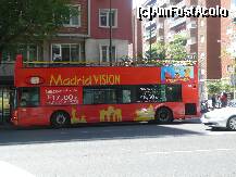 [P21] bus-ul din madrid vizavi de stadion » foto by celeste
 - 
<span class="allrVoted glyphicon glyphicon-heart hidden" id="av163013"></span>
<a class="m-l-10 hidden" id="sv163013" onclick="voting_Foto_DelVot(,163013,2442)" role="button">șterge vot <span class="glyphicon glyphicon-remove"></span></a>
<a id="v9163013" class=" c-red"  onclick="voting_Foto_SetVot(163013)" role="button"><span class="glyphicon glyphicon-heart-empty"></span> <b>LIKE</b> = Votează poza</a> <img class="hidden"  id="f163013W9" src="/imagini/loader.gif" border="0" /><span class="AjErrMes hidden" id="e163013ErM"></span>