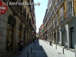 [P28] Maison de Paredes, strada apropiata de hotelul meu.  » foto by mireille
 - 
<span class="allrVoted glyphicon glyphicon-heart hidden" id="av712666"></span>
<a class="m-l-10 hidden" id="sv712666" onclick="voting_Foto_DelVot(,712666,2442)" role="button">șterge vot <span class="glyphicon glyphicon-remove"></span></a>
<a id="v9712666" class=" c-red"  onclick="voting_Foto_SetVot(712666)" role="button"><span class="glyphicon glyphicon-heart-empty"></span> <b>LIKE</b> = Votează poza</a> <img class="hidden"  id="f712666W9" src="/imagini/loader.gif" border="0" /><span class="AjErrMes hidden" id="e712666ErM"></span>