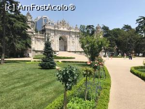 [P03] Dolmabahce Palace » foto by GloriaS
 - 
<span class="allrVoted glyphicon glyphicon-heart hidden" id="av1436030"></span>
<a class="m-l-10 hidden" id="sv1436030" onclick="voting_Foto_DelVot(,1436030,2468)" role="button">șterge vot <span class="glyphicon glyphicon-remove"></span></a>
<a id="v91436030" class=" c-red"  onclick="voting_Foto_SetVot(1436030)" role="button"><span class="glyphicon glyphicon-heart-empty"></span> <b>LIKE</b> = Votează poza</a> <img class="hidden"  id="f1436030W9" src="/imagini/loader.gif" border="0" /><span class="AjErrMes hidden" id="e1436030ErM"></span>