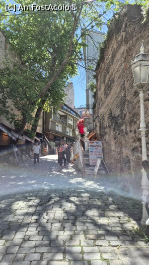 [P14] Istanbul - prin centrul istoric » foto by ANILU
 - 
<span class="allrVoted glyphicon glyphicon-heart hidden" id="av1531286"></span>
<a class="m-l-10 hidden" id="sv1531286" onclick="voting_Foto_DelVot(,1531286,2468)" role="button">șterge vot <span class="glyphicon glyphicon-remove"></span></a>
<a id="v91531286" class=" c-red"  onclick="voting_Foto_SetVot(1531286)" role="button"><span class="glyphicon glyphicon-heart-empty"></span> <b>LIKE</b> = Votează poza</a> <img class="hidden"  id="f1531286W9" src="/imagini/loader.gif" border="0" /><span class="AjErrMes hidden" id="e1531286ErM"></span>