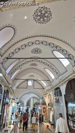 [P43] Istanbul - prin Marele Bazar » foto by ANILU
 - 
<span class="allrVoted glyphicon glyphicon-heart hidden" id="av1531315"></span>
<a class="m-l-10 hidden" id="sv1531315" onclick="voting_Foto_DelVot(,1531315,2468)" role="button">șterge vot <span class="glyphicon glyphicon-remove"></span></a>
<a id="v91531315" class=" c-red"  onclick="voting_Foto_SetVot(1531315)" role="button"><span class="glyphicon glyphicon-heart-empty"></span> <b>LIKE</b> = Votează poza</a> <img class="hidden"  id="f1531315W9" src="/imagini/loader.gif" border="0" /><span class="AjErrMes hidden" id="e1531315ErM"></span>