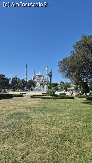 [P09] Istanbul - Piața Sultanahmet » foto by ANILU
 - 
<span class="allrVoted glyphicon glyphicon-heart hidden" id="av1531281"></span>
<a class="m-l-10 hidden" id="sv1531281" onclick="voting_Foto_DelVot(,1531281,2468)" role="button">șterge vot <span class="glyphicon glyphicon-remove"></span></a>
<a id="v91531281" class=" c-red"  onclick="voting_Foto_SetVot(1531281)" role="button"><span class="glyphicon glyphicon-heart-empty"></span> <b>LIKE</b> = Votează poza</a> <img class="hidden"  id="f1531281W9" src="/imagini/loader.gif" border="0" /><span class="AjErrMes hidden" id="e1531281ErM"></span>