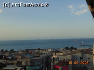 [P37] Marea Marmara vazuta din alt unghi tot la etajul 5 » foto by Yolanda
 - 
<span class="allrVoted glyphicon glyphicon-heart hidden" id="av1496154"></span>
<a class="m-l-10 hidden" id="sv1496154" onclick="voting_Foto_DelVot(,1496154,2497)" role="button">șterge vot <span class="glyphicon glyphicon-remove"></span></a>
<a id="v91496154" class=" c-red"  onclick="voting_Foto_SetVot(1496154)" role="button"><span class="glyphicon glyphicon-heart-empty"></span> <b>LIKE</b> = Votează poza</a> <img class="hidden"  id="f1496154W9" src="/imagini/loader.gif" border="0" /><span class="AjErrMes hidden" id="e1496154ErM"></span>