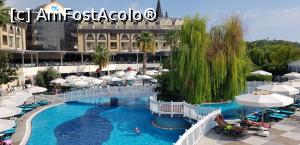 [P05] Hotel și vedere piscina de sus » foto by Cosmos
 - 
<span class="allrVoted glyphicon glyphicon-heart hidden" id="av1354645"></span>
<a class="m-l-10 hidden" id="sv1354645" onclick="voting_Foto_DelVot(,1354645,2502)" role="button">șterge vot <span class="glyphicon glyphicon-remove"></span></a>
<a id="v91354645" class=" c-red"  onclick="voting_Foto_SetVot(1354645)" role="button"><span class="glyphicon glyphicon-heart-empty"></span> <b>LIKE</b> = Votează poza</a> <img class="hidden"  id="f1354645W9" src="/imagini/loader.gif" border="0" /><span class="AjErrMes hidden" id="e1354645ErM"></span>