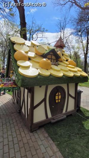 [P14] Târgul de Paște din Craiova 2025 » foto by vlado2
 - 
<span class="allrVoted glyphicon glyphicon-heart hidden" id="av1519687"></span>
<a class="m-l-10 hidden" id="sv1519687" onclick="voting_Foto_DelVot(,1519687,2510)" role="button">șterge vot <span class="glyphicon glyphicon-remove"></span></a>
<a id="v91519687" class=" c-red"  onclick="voting_Foto_SetVot(1519687)" role="button"><span class="glyphicon glyphicon-heart-empty"></span> <b>LIKE</b> = Votează poza</a> <img class="hidden"  id="f1519687W9" src="/imagini/loader.gif" border="0" /><span class="AjErrMes hidden" id="e1519687ErM"></span>