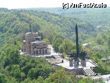 [P04] Veliko Tarnovo - <s>monument comunist cred</s> Monumentul Asenovilor (Asen I, Petar, Kaloian si Asen al II-lea, de la 1185 pana la 1241), dedicat celei de-a 800-a aniversari a proclamarii orasului Tarnovo drept capitala a Bulgariei » foto by kmy
 - 
<span class="allrVoted glyphicon glyphicon-heart hidden" id="av60461"></span>
<a class="m-l-10 hidden" id="sv60461" onclick="voting_Foto_DelVot(,60461,2587)" role="button">șterge vot <span class="glyphicon glyphicon-remove"></span></a>
<a id="v960461" class=" c-red"  onclick="voting_Foto_SetVot(60461)" role="button"><span class="glyphicon glyphicon-heart-empty"></span> <b>LIKE</b> = Votează poza</a> <img class="hidden"  id="f60461W9" src="/imagini/loader.gif" border="0" /><span class="AjErrMes hidden" id="e60461ErM"></span>