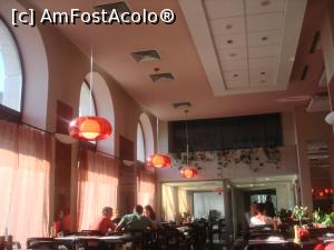[P10] Restaurantul » foto by 1234 Dana
 - 
<span class="allrVoted glyphicon glyphicon-heart hidden" id="av808741"></span>
<a class="m-l-10 hidden" id="sv808741" onclick="voting_Foto_DelVot(,808741,2599)" role="button">șterge vot <span class="glyphicon glyphicon-remove"></span></a>
<a id="v9808741" class=" c-red"  onclick="voting_Foto_SetVot(808741)" role="button"><span class="glyphicon glyphicon-heart-empty"></span> <b>LIKE</b> = Votează poza</a> <img class="hidden"  id="f808741W9" src="/imagini/loader.gif" border="0" /><span class="AjErrMes hidden" id="e808741ErM"></span>