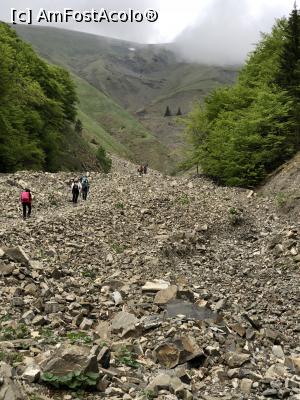 P08 [MAY-2018] strabatem marea de pietre de pe Valea Rea