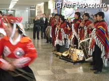 P03 [OCT-2008] Intimpinare fastuoasa in aeroportul din Cuzco pentru  VIP-urile din Romania(ha,ha,.... buna nu???!