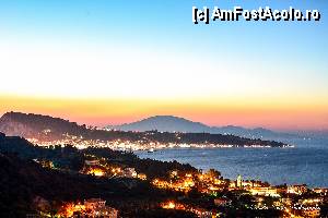 P25 [JUN-2013] Argassi si Zante Town de pe colinele de langa Argassi. La o seara greceasca ce se organizeaza aici, pe aceste coline. 