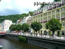 [P09] Cehia, Karlovy Vary - cladiri pe malul drept al Teplei » foto by magdalena
 - 
<span class="allrVoted glyphicon glyphicon-heart hidden" id="av121999"></span>
<a class="m-l-10 hidden" id="sv121999" onclick="voting_Foto_DelVot(,121999,2782)" role="button">șterge vot <span class="glyphicon glyphicon-remove"></span></a>
<a id="v9121999" class=" c-red"  onclick="voting_Foto_SetVot(121999)" role="button"><span class="glyphicon glyphicon-heart-empty"></span> <b>LIKE</b> = Votează poza</a> <img class="hidden"  id="f121999W9" src="/imagini/loader.gif" border="0" /><span class="AjErrMes hidden" id="e121999ErM"></span>