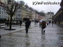 [P10] Aleea centrala din Karlovi Vary... si un pavaj in care nu te impiedici... si nici nu calci in balti... » foto by rodik
 - 
<span class="allrVoted glyphicon glyphicon-heart hidden" id="av54078"></span>
<a class="m-l-10 hidden" id="sv54078" onclick="voting_Foto_DelVot(,54078,2782)" role="button">șterge vot <span class="glyphicon glyphicon-remove"></span></a>
<a id="v954078" class=" c-red"  onclick="voting_Foto_SetVot(54078)" role="button"><span class="glyphicon glyphicon-heart-empty"></span> <b>LIKE</b> = Votează poza</a> <img class="hidden"  id="f54078W9" src="/imagini/loader.gif" border="0" /><span class="AjErrMes hidden" id="e54078ErM"></span>