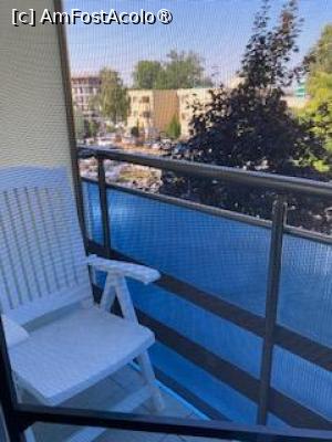 [P11] unul din scaunele din balcon » foto by aurora56
 - 
<span class="allrVoted glyphicon glyphicon-heart hidden" id="av1496470"></span>
<a class="m-l-10 hidden" id="sv1496470" onclick="voting_Foto_DelVot(,1496470,2833)" role="button">șterge vot <span class="glyphicon glyphicon-remove"></span></a>
<a id="v91496470" class=" c-red"  onclick="voting_Foto_SetVot(1496470)" role="button"><span class="glyphicon glyphicon-heart-empty"></span> <b>LIKE</b> = Votează poza</a> <img class="hidden"  id="f1496470W9" src="/imagini/loader.gif" border="0" /><span class="AjErrMes hidden" id="e1496470ErM"></span>