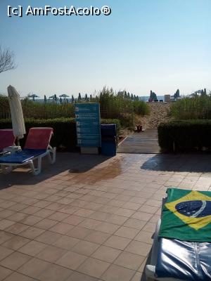 [P06] Intrarea pe plaja » foto by mitica070463
 - 
<span class="allrVoted glyphicon glyphicon-heart hidden" id="av777288"></span>
<a class="m-l-10 hidden" id="sv777288" onclick="voting_Foto_DelVot(,777288,2846)" role="button">șterge vot <span class="glyphicon glyphicon-remove"></span></a>
<a id="v9777288" class=" c-red"  onclick="voting_Foto_SetVot(777288)" role="button"><span class="glyphicon glyphicon-heart-empty"></span> <b>LIKE</b> = Votează poza</a> <img class="hidden"  id="f777288W9" src="/imagini/loader.gif" border="0" /><span class="AjErrMes hidden" id="e777288ErM"></span>