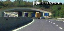 [P01] A4 - semnul care explică cum se formează 'Rettungsgasse ' » foto by Dragoș_MD
 - 
<span class="allrVoted glyphicon glyphicon-heart hidden" id="av383004"></span>
<a class="m-l-10 hidden" id="sv383004" onclick="voting_Foto_DelVot(,383004,2854)" role="button">șterge vot <span class="glyphicon glyphicon-remove"></span></a>
<a id="v9383004" class=" c-red"  onclick="voting_Foto_SetVot(383004)" role="button"><span class="glyphicon glyphicon-heart-empty"></span> <b>LIKE</b> = Votează poza</a> <img class="hidden"  id="f383004W9" src="/imagini/loader.gif" border="0" /><span class="AjErrMes hidden" id="e383004ErM"></span>