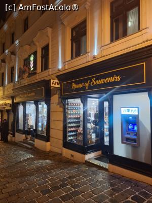 [P47] Pe strazile Bratislavei » foto by nightwish
 - 
<span class="allrVoted glyphicon glyphicon-heart hidden" id="av1515708"></span>
<a class="m-l-10 hidden" id="sv1515708" onclick="voting_Foto_DelVot(,1515708,2854)" role="button">șterge vot <span class="glyphicon glyphicon-remove"></span></a>
<a id="v91515708" class=" c-red"  onclick="voting_Foto_SetVot(1515708)" role="button"><span class="glyphicon glyphicon-heart-empty"></span> <b>LIKE</b> = Votează poza</a> <img class="hidden"  id="f1515708W9" src="/imagini/loader.gif" border="0" /><span class="AjErrMes hidden" id="e1515708ErM"></span>