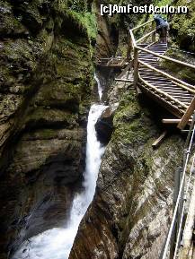 [P20] Cheile paraului Ragga - un traseu spectaculos » foto by BOGDAN DSN
 - 
<span class="allrVoted glyphicon glyphicon-heart hidden" id="av399239"></span>
<a class="m-l-10 hidden" id="sv399239" onclick="voting_Foto_DelVot(,399239,2854)" role="button">șterge vot <span class="glyphicon glyphicon-remove"></span></a>
<a id="v9399239" class=" c-red"  onclick="voting_Foto_SetVot(399239)" role="button"><span class="glyphicon glyphicon-heart-empty"></span> <b>LIKE</b> = Votează poza</a> <img class="hidden"  id="f399239W9" src="/imagini/loader.gif" border="0" /><span class="AjErrMes hidden" id="e399239ErM"></span>