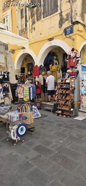 [P44] prin Corfu Town » foto by NobodyFE
 - 
<span class="allrVoted glyphicon glyphicon-heart hidden" id="av1538930"></span>
<a class="m-l-10 hidden" id="sv1538930" onclick="voting_Foto_DelVot(,1538930,2905)" role="button">șterge vot <span class="glyphicon glyphicon-remove"></span></a>
<a id="v91538930" class=" c-red"  onclick="voting_Foto_SetVot(1538930)" role="button"><span class="glyphicon glyphicon-heart-empty"></span> <b>LIKE</b> = Votează poza</a> <img class="hidden"  id="f1538930W9" src="/imagini/loader.gif" border="0" /><span class="AjErrMes hidden" id="e1538930ErM"></span>