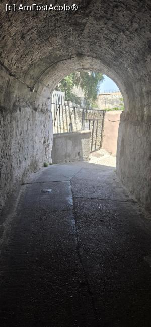 [P54] prin Corfu Town » foto by NobodyFE
 - 
<span class="allrVoted glyphicon glyphicon-heart hidden" id="av1538940"></span>
<a class="m-l-10 hidden" id="sv1538940" onclick="voting_Foto_DelVot(,1538940,2905)" role="button">șterge vot <span class="glyphicon glyphicon-remove"></span></a>
<a id="v91538940" class=" c-red"  onclick="voting_Foto_SetVot(1538940)" role="button"><span class="glyphicon glyphicon-heart-empty"></span> <b>LIKE</b> = Votează poza</a> <img class="hidden"  id="f1538940W9" src="/imagini/loader.gif" border="0" /><span class="AjErrMes hidden" id="e1538940ErM"></span>