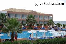 [P03] Hotel Aquis Sandy Beach resort - Agios Georgios sud » foto by tolzan
 - 
<span class="allrVoted glyphicon glyphicon-heart hidden" id="av46984"></span>
<a class="m-l-10 hidden" id="sv46984" onclick="voting_Foto_DelVot(,46984,2905)" role="button">șterge vot <span class="glyphicon glyphicon-remove"></span></a>
<a id="v946984" class=" c-red"  onclick="voting_Foto_SetVot(46984)" role="button"><span class="glyphicon glyphicon-heart-empty"></span> <b>LIKE</b> = Votează poza</a> <img class="hidden"  id="f46984W9" src="/imagini/loader.gif" border="0" /><span class="AjErrMes hidden" id="e46984ErM"></span>